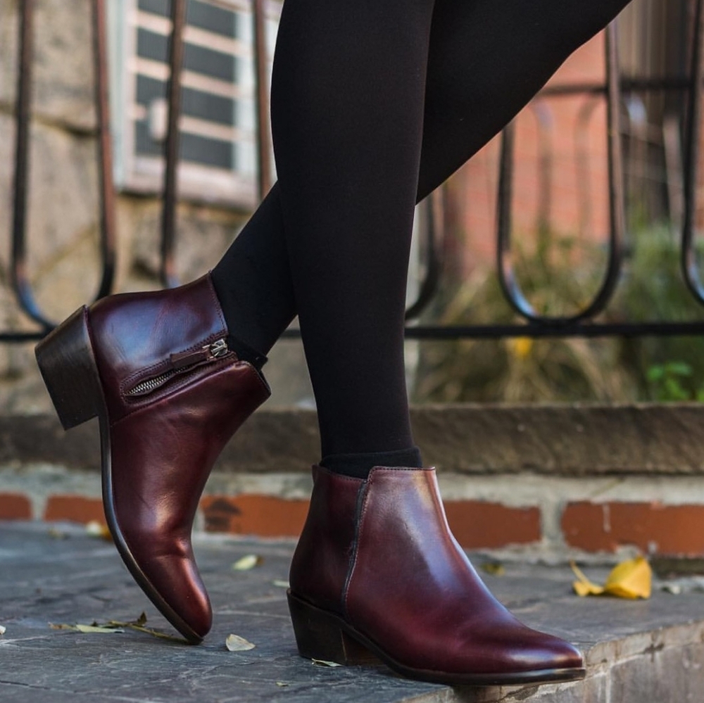 Thursday Boot Company Women's Downtown Bootie Ankle Boots in Burgundy size 6.5